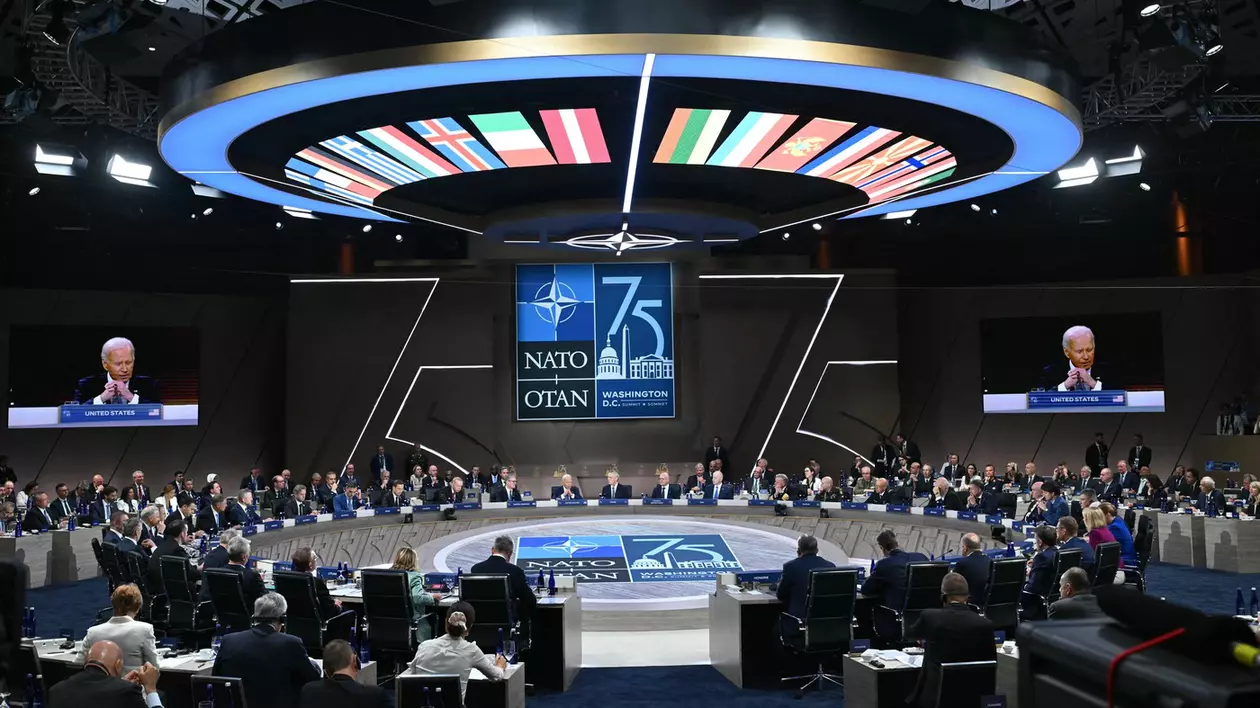 Declaraţia finală a summitului NATO. Semnal de alarmă privind „operațiunile hibride care pot duce la invocarea articolului 5”