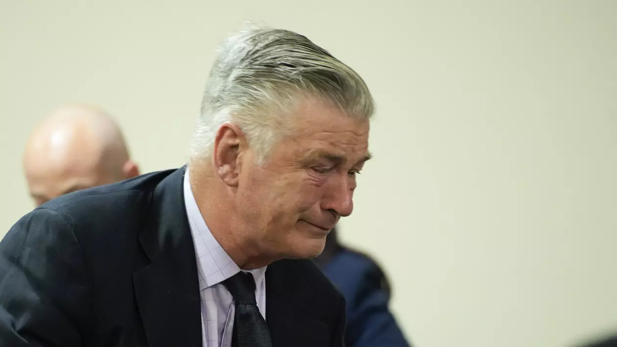 Procesul lui Alec Baldwin pentru omor prin imprudență a fost anulat. Avocații actorului au invocat un viciu de procedură