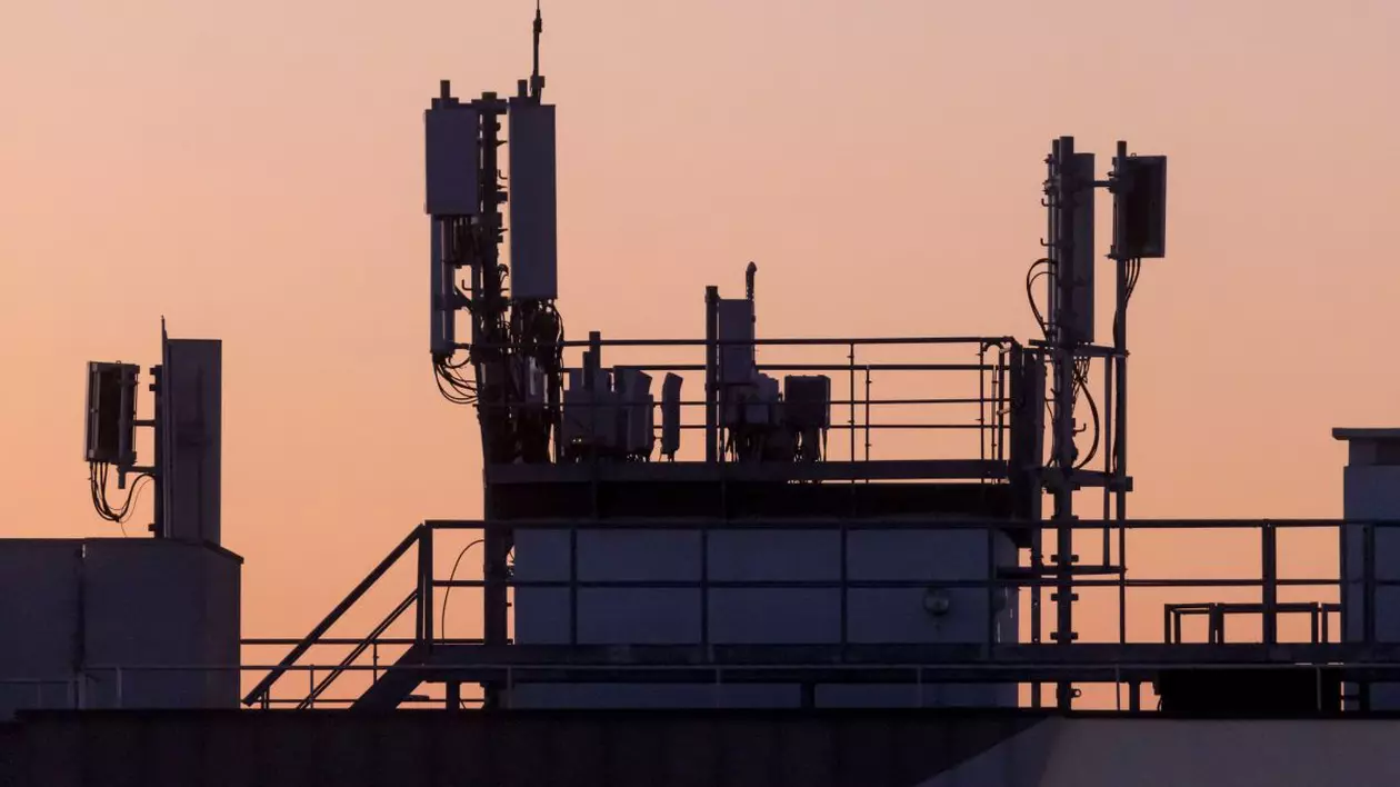 „Sabotaj nocturn” asupra rețelelor de telecomunicații din mai multe zone ale Franţei. Parisul nu este afectat
