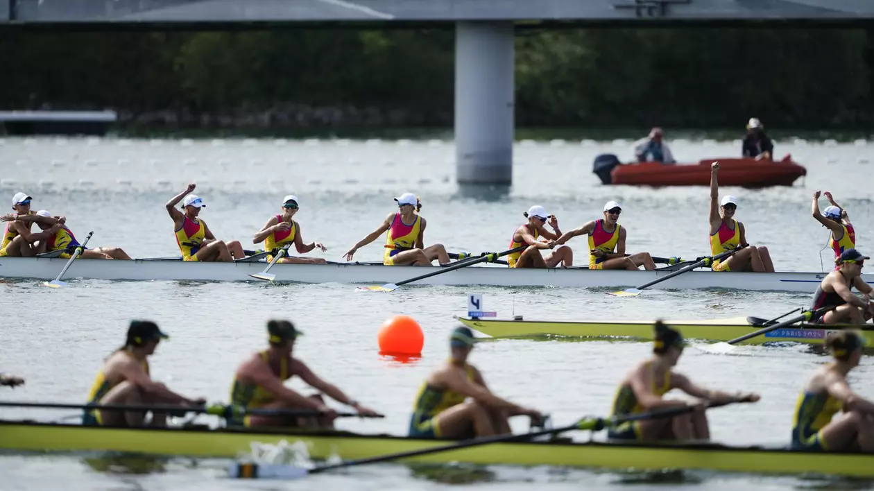 Programul și rezultatele sportivilor români la Jocurile Olimpice - azi, 3 august. Aur pentru fete la 8 plus 1