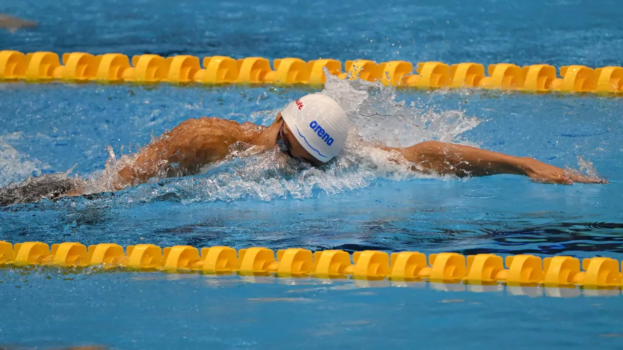 Cum arată bazinul din România unde se antrenează campionul olimpic David Popovici. „Condițiile nu sunt așa cum există în alte țări”