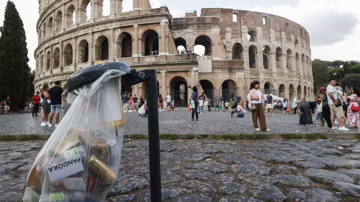 Roma este infestată de şobolani şi şerpi. Zoolog: "Este o adevărată junglă"