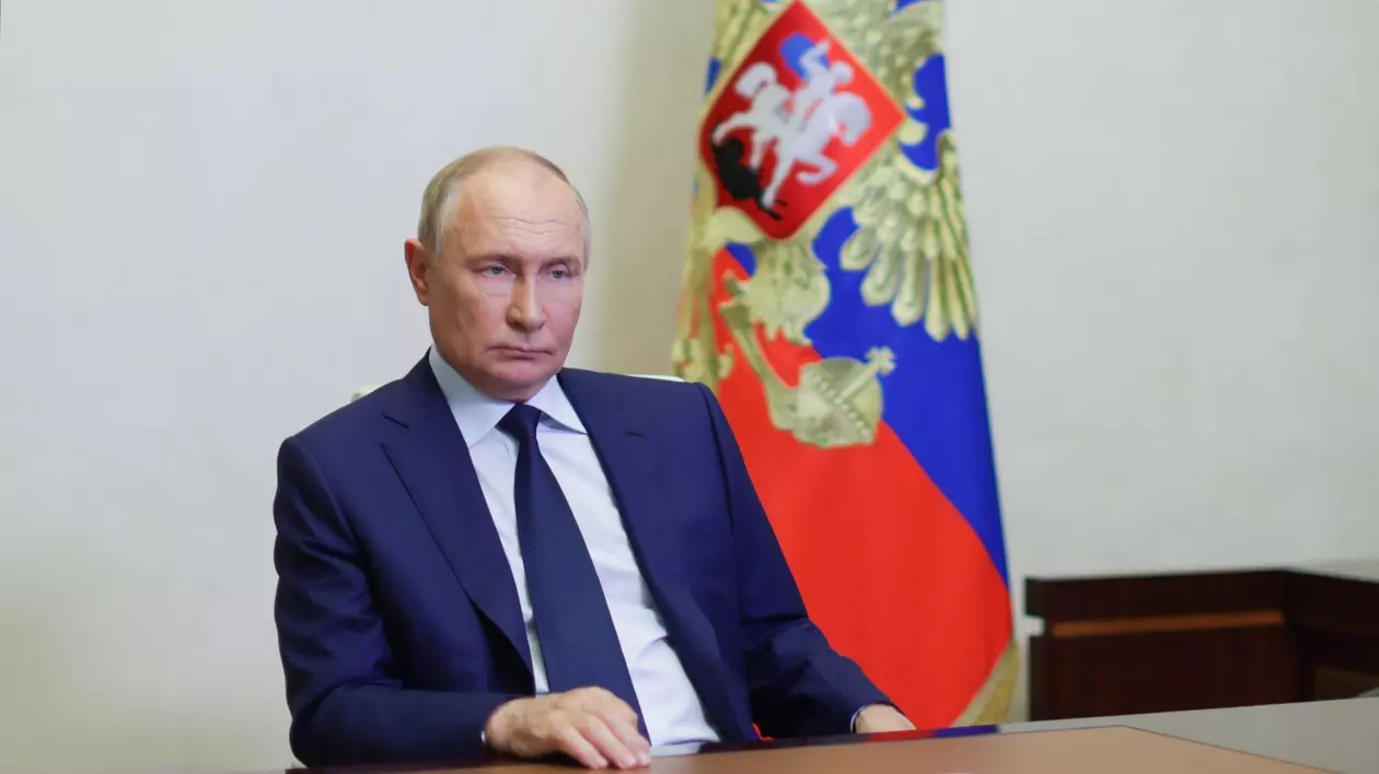 Vladimir Putin merge într-o vizită oficială în Azerbaidjan pentru a discuta „probleme regionale şi internaţionale”