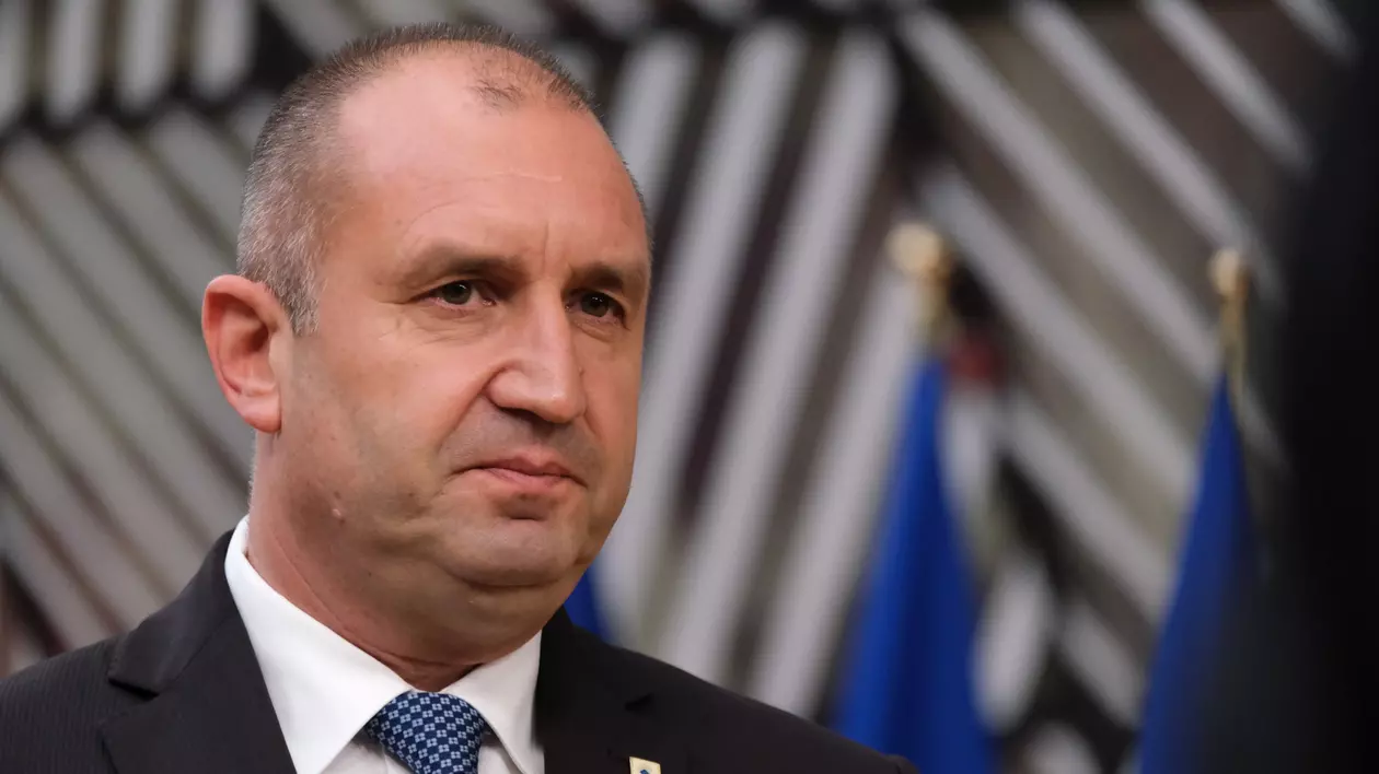 Noi alegeri legislative în Bulgaria la 27 octombrie, anunţă preşedintele Rumen Radev. E al șaptelea rând de anticipate în trei ani