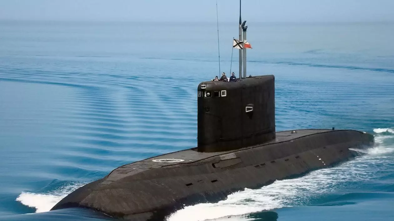 Submarin rusesc, scufundat de ucraineni în Sevastopol