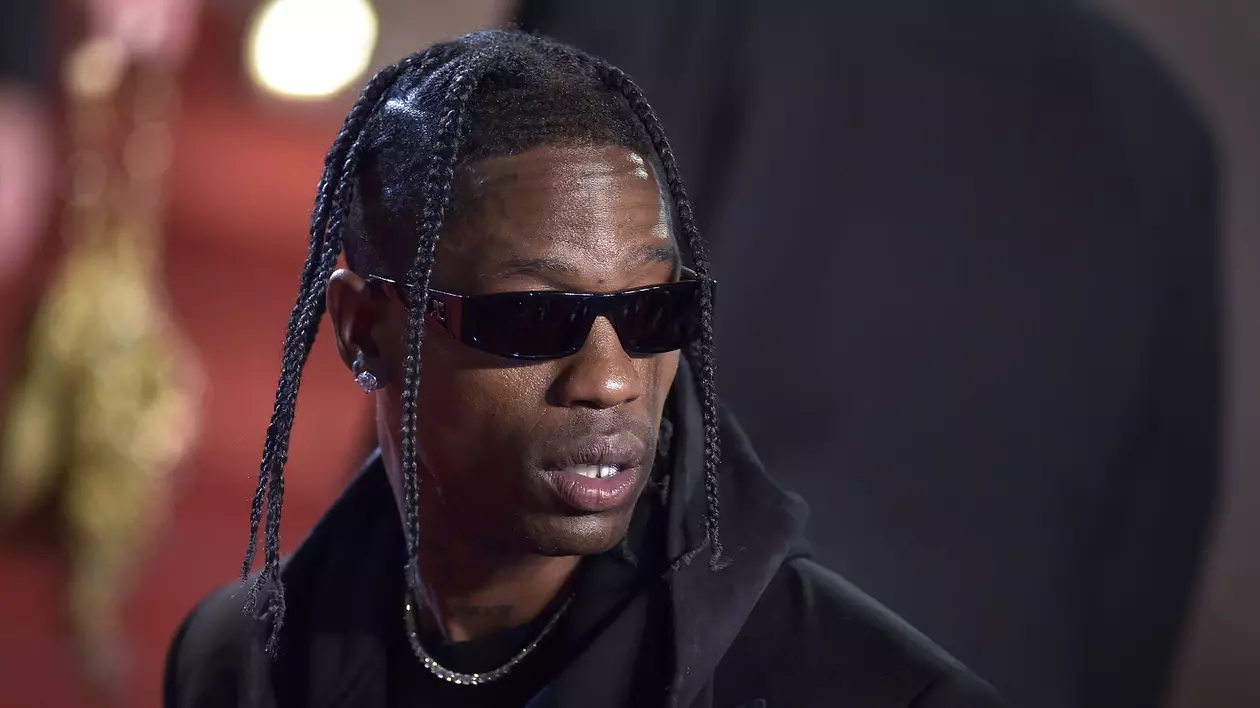 Travis Scott, arestat la Paris după o altercație cu un agent de securitate. Rapperul se luase la bătaie cu propriul său bodyguard