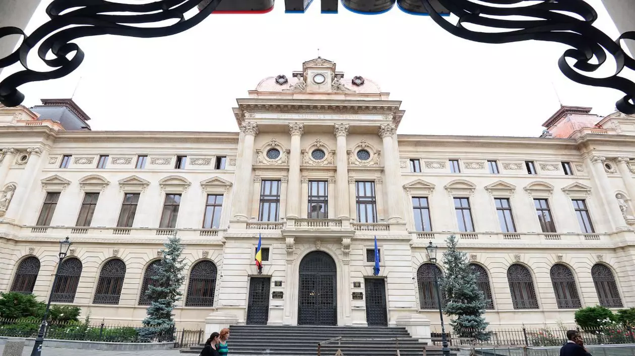 BNR avertizează asupra riscurilor ce amenință leul: deficitele, situația politică și tensiunile geopolitice globale