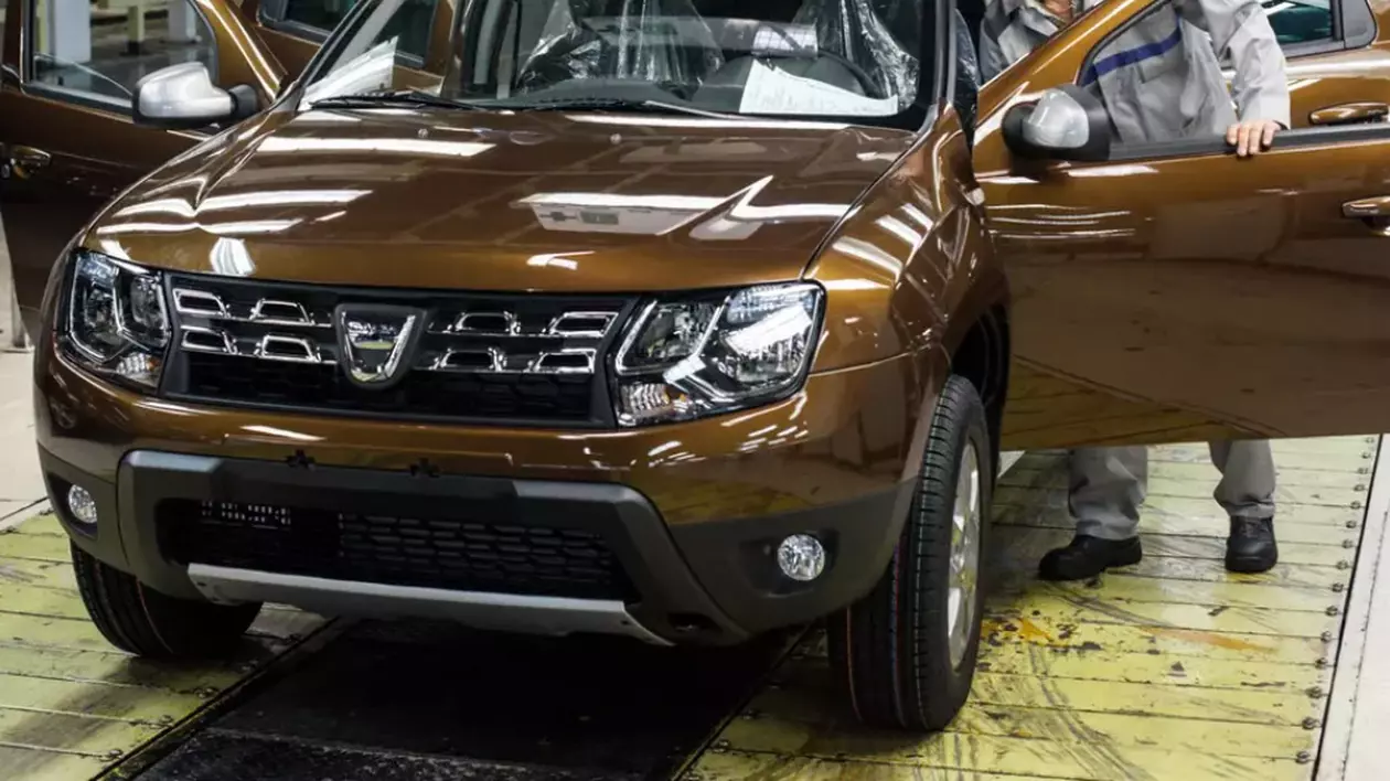 Dacia anunţă "concedieri voluntare". Angajaţii care se oferă să plece pot primi până la 40.000 de euro