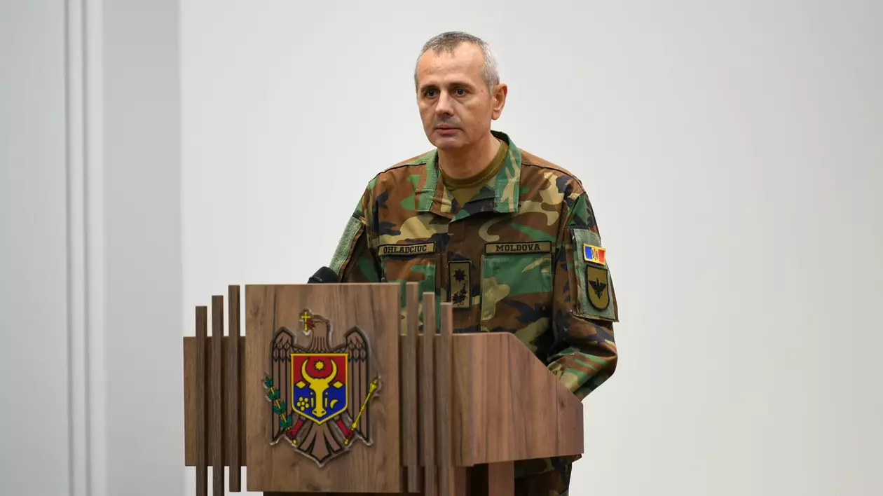 Șeful armatei din Republica Moldova, demis de Maia Sandu, deşi susţinea cooperarea cu NATO