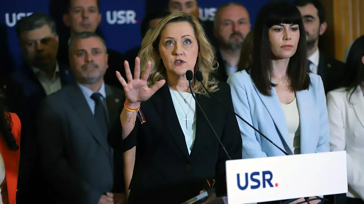 USR voia o alianţă preelectorală cu PNL condus de Ilie Bolojan, spune Elena Lasconi