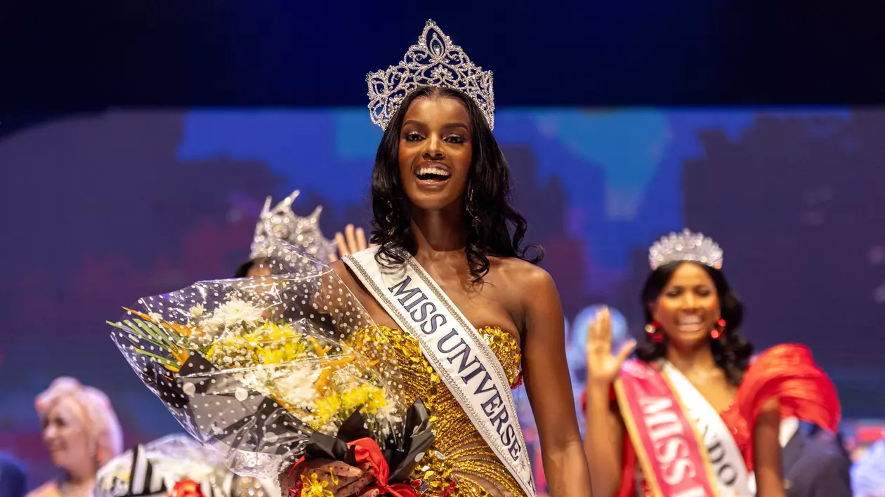 O tânără din Africa de Sud a devenit Miss Univers Nigeria după ce a fost respinsă în țara ei