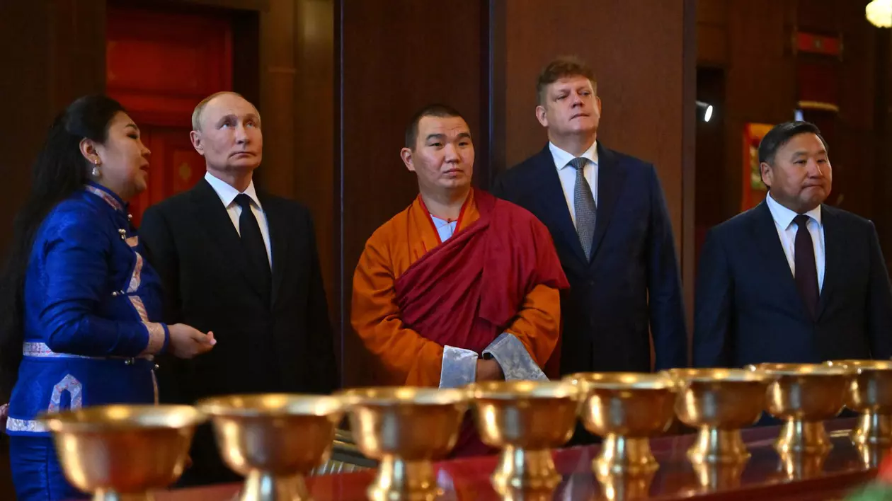 Vladimir Putin a ajuns în Mongolia, în prima sa vizită într-un stat membru al Curții Penale Internaționale. „Nu are nicio îngrijorare”, afirmă Peskov