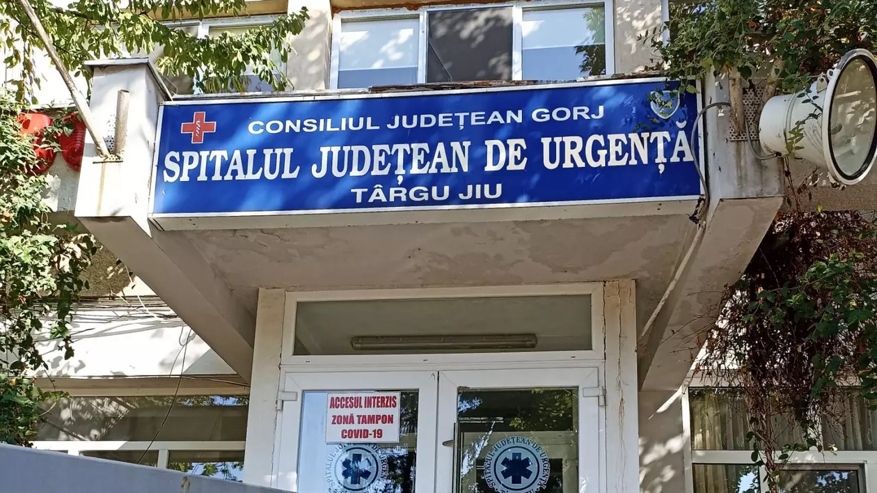 Angajatul Spitalului Judeţean din Târgu Jiu care a furat mâncarea pacienților a fost demis. Voia să ducă alimentele la un eveniment în familie