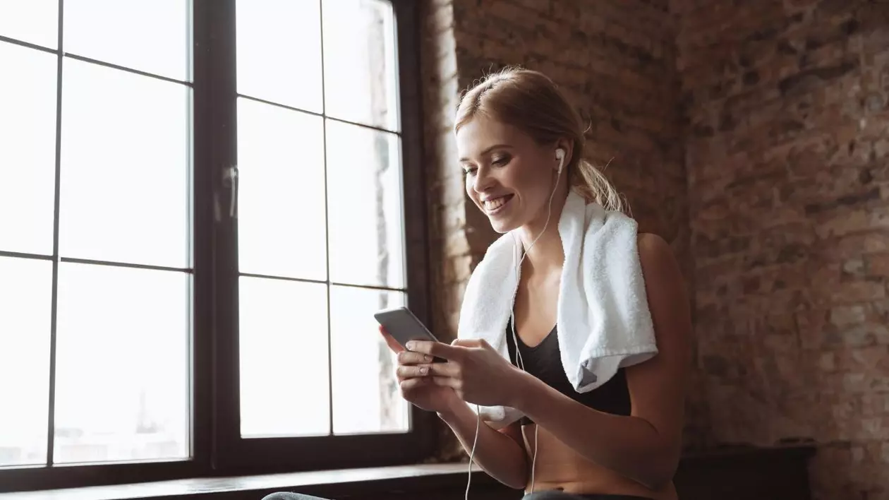 Telefoanele mobile, cea mai mare problemă la sală. „Nu-mi place ideea ca cineva să aibă un videoclip cu mine pe telefon fără știrea mea”