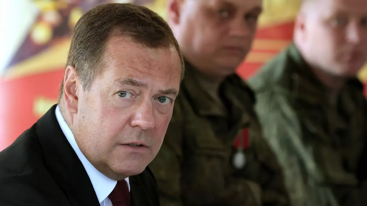 Medvedev a propus crearea unei „baze de date deschise a dușmanilor” Rusiei: „Vom veni după ei!”