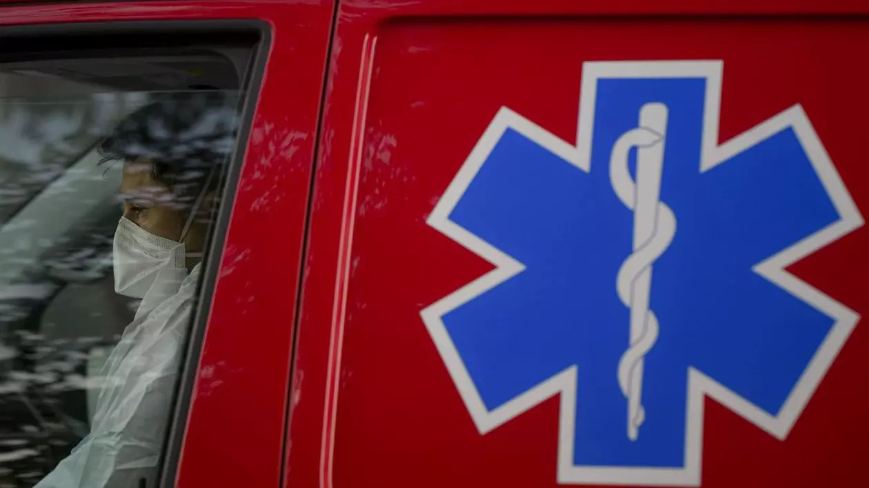 Caz de meningită meningococică, confirmat la o şcoală din Ilfov. Medic: „Boala poate ucide în 48 de ore”