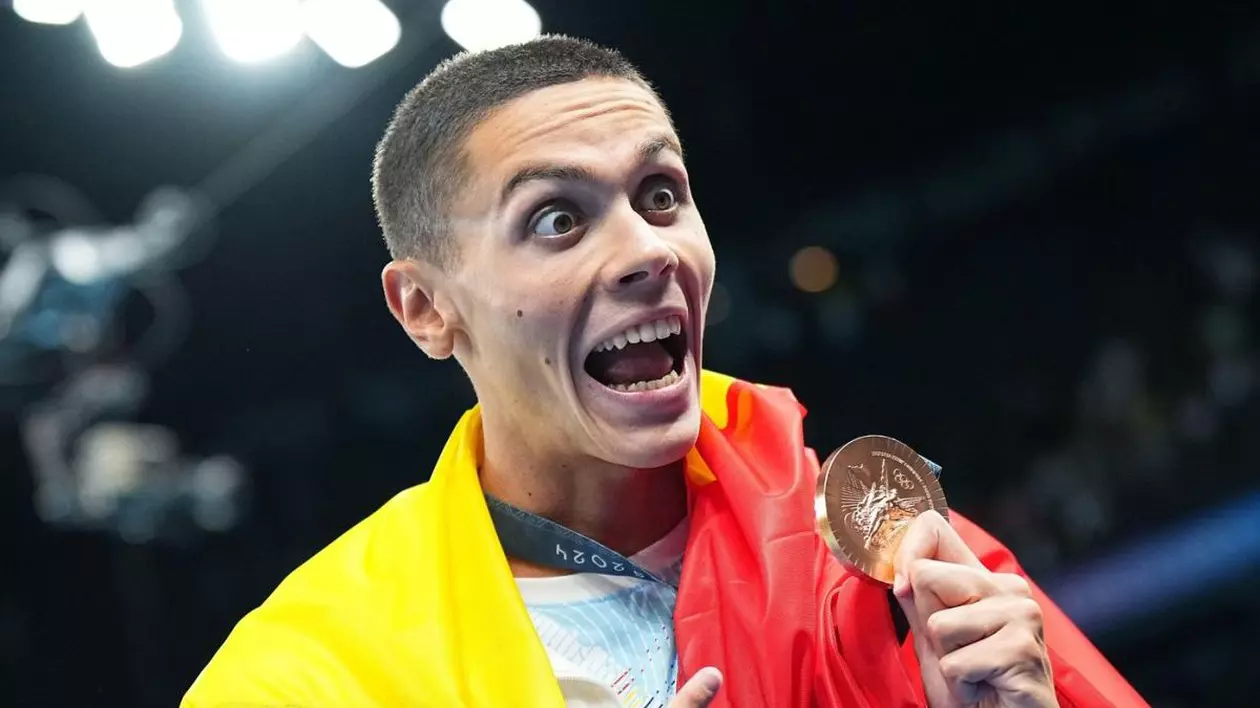 David Popovici anunţă că a fost depăşită suma pe care voia să o strângă, ca să construiască o casă pentru copii cu dizabilităţi