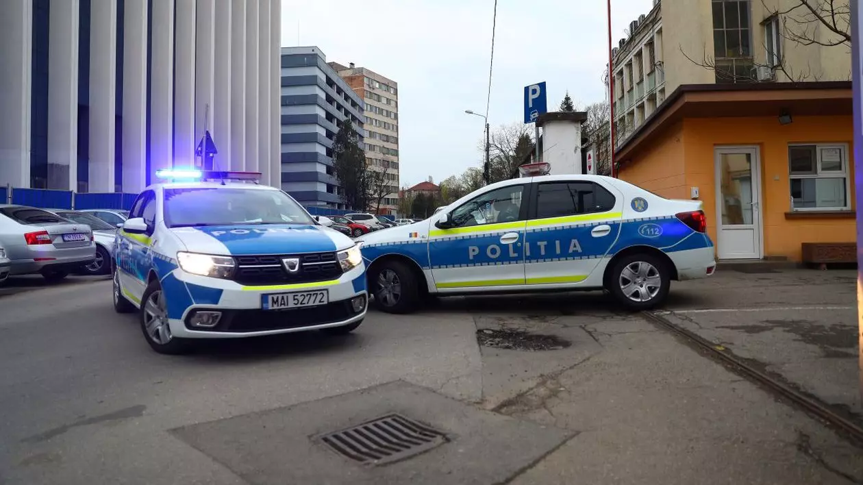 O fată de 13 ani din Zărnești a sunat la 112 și a anunțat că e răpită de pe stradă, după o provocare online. Zeci de polițiști au căutat-o
