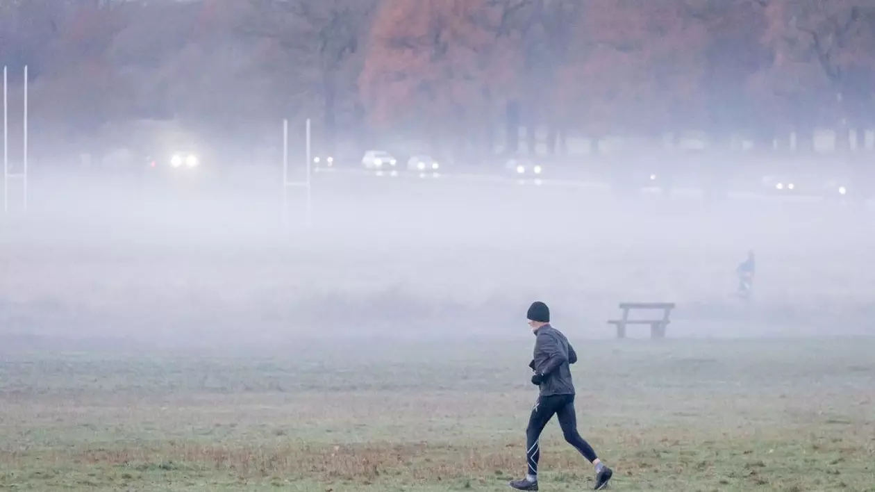 Vremea se răcește brusc în București. Prognoza meteo pentru următoarele zile