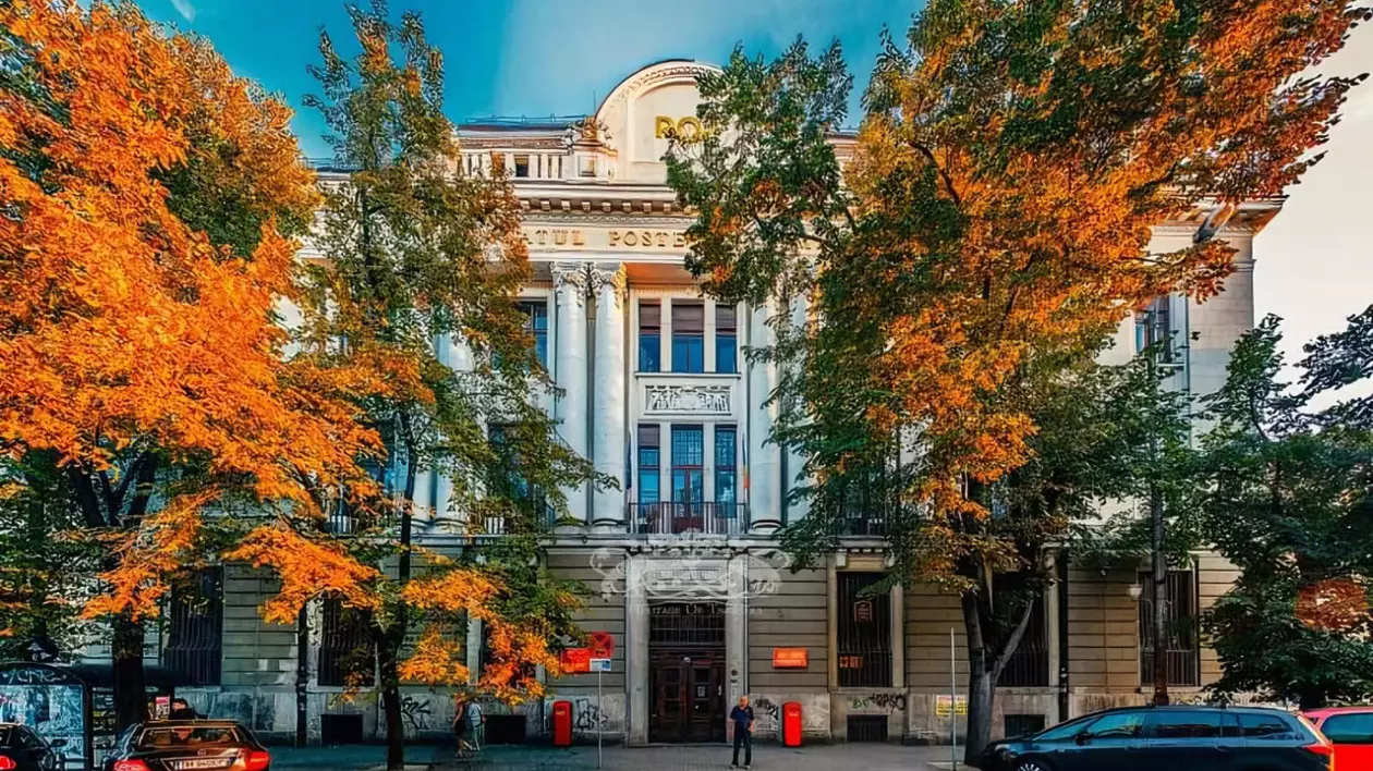 Clădirea sucursalei Poșta Romănă din Timișoara, toamna