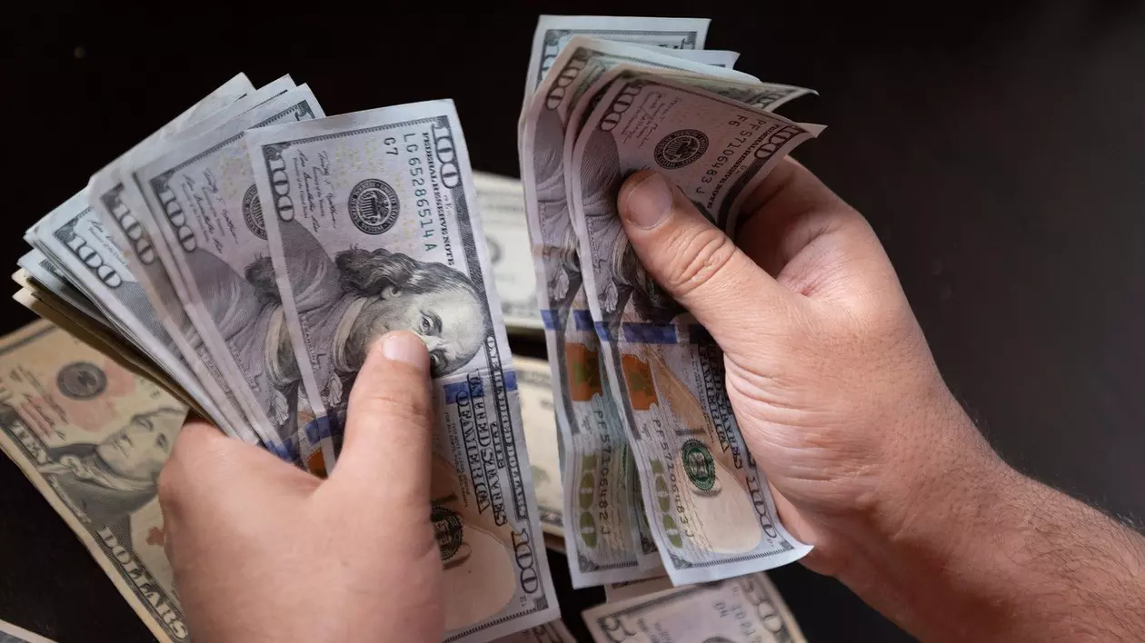 O nouă industrie cu influență la Washington câștigă milioane de dolari din sancțiuni
