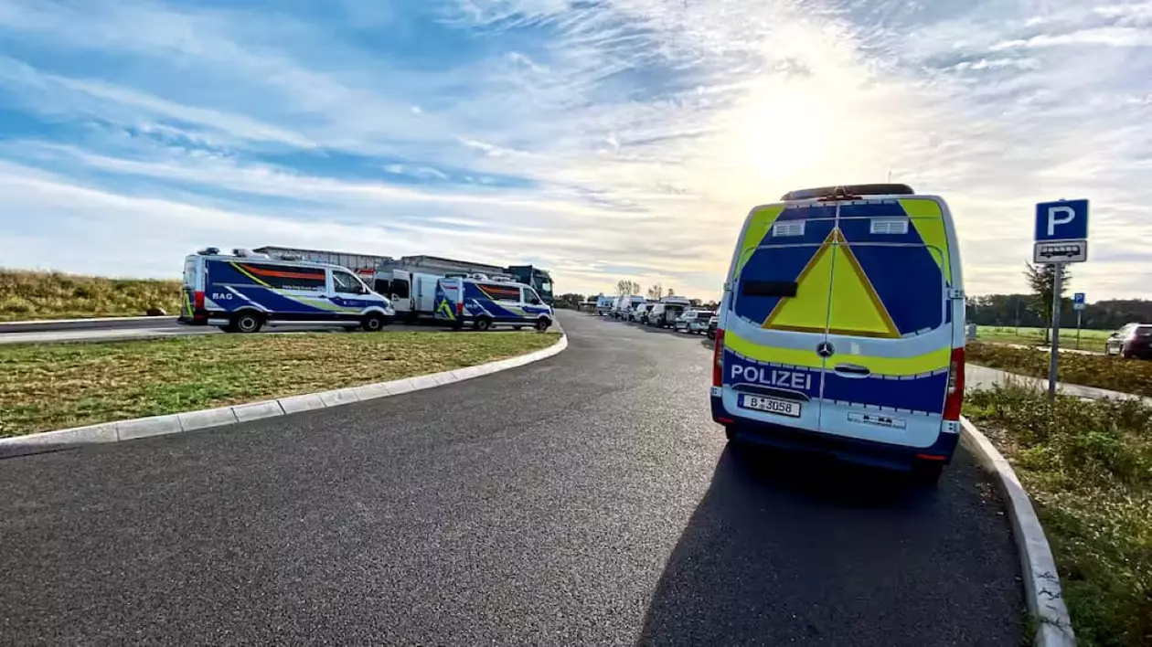Șofer român de TIR, amendat cu 52.000 de euro în Germania, pentru că n-a dormit suficient și a condus 34 de ore fără oprire