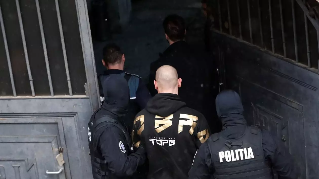 Traficant de droguri din Cluj, reținut în timp ce vindea 1,4 kilograme de substanță psihoactivă
