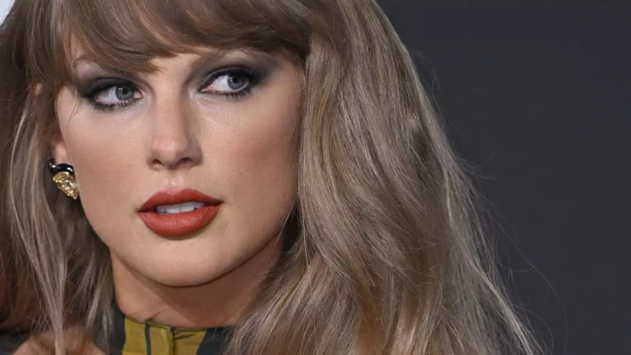 Taylor Swift o devansează pe Rihanna şi devine cea mai bogată cântăreață din lume