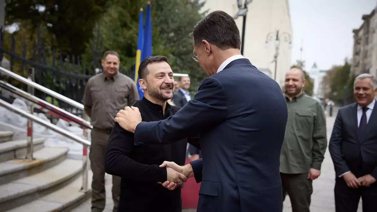 Noul șef al NATO, Mark Rutte, s-a dus la Kiev: „Putin trebuie să-și dea seama că aliații nu vor ceda” | VIDEO