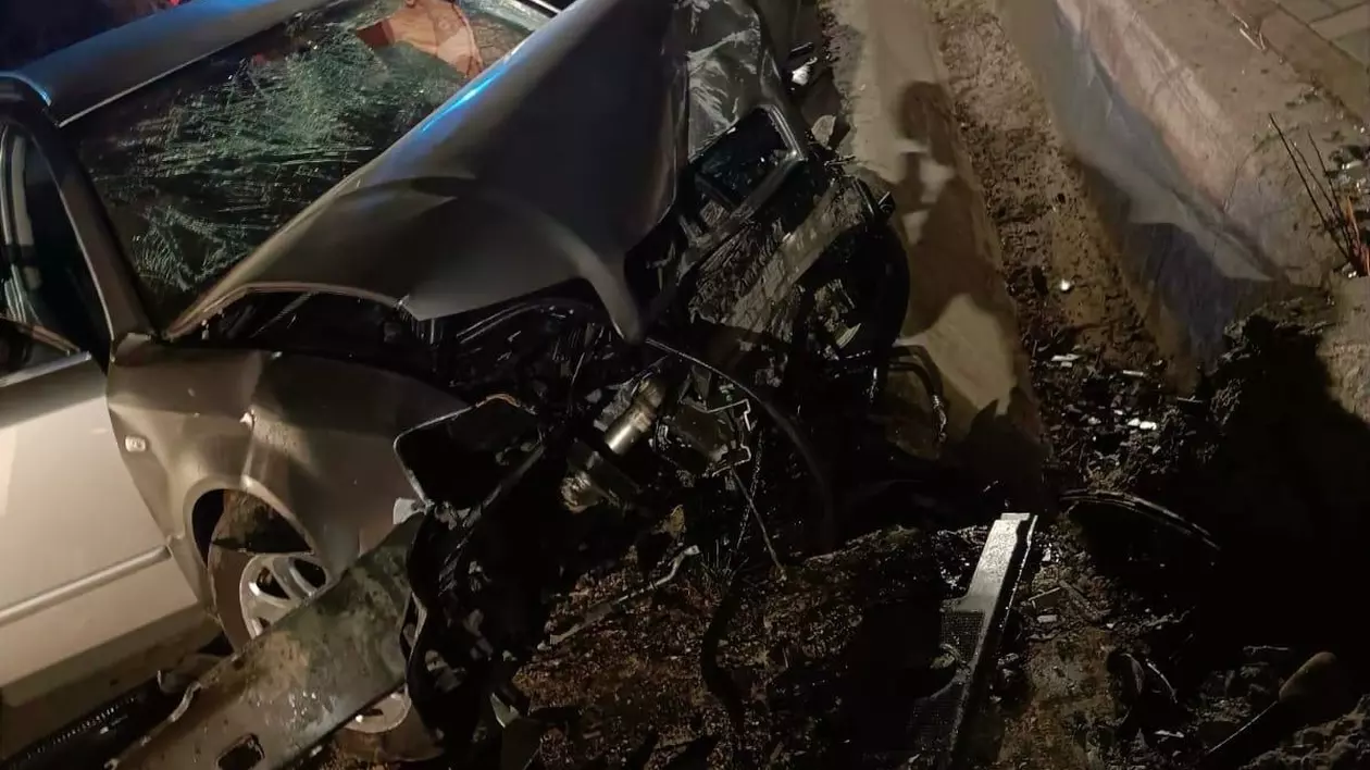 Accident grav în Suceava: Patru minori și doi adulți răniți