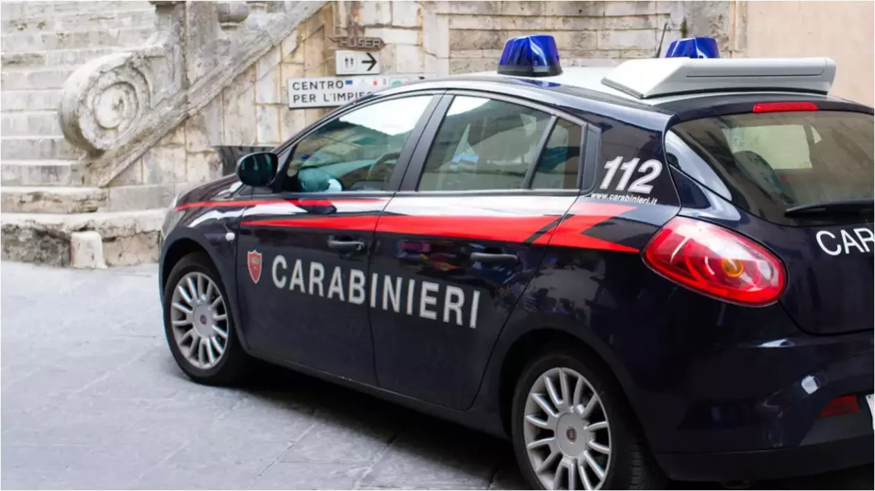 Mașină de carabinieri.