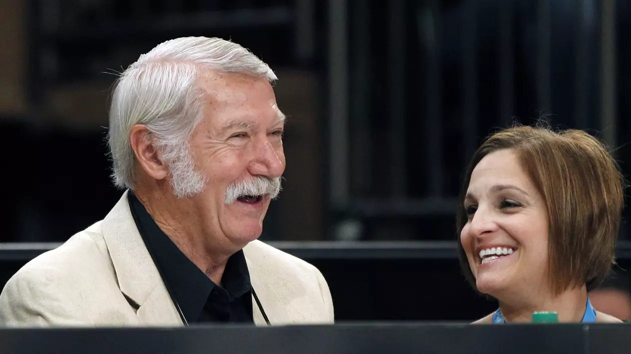 Bela Karolyi și fosta gimnastă Mary Lou Retton