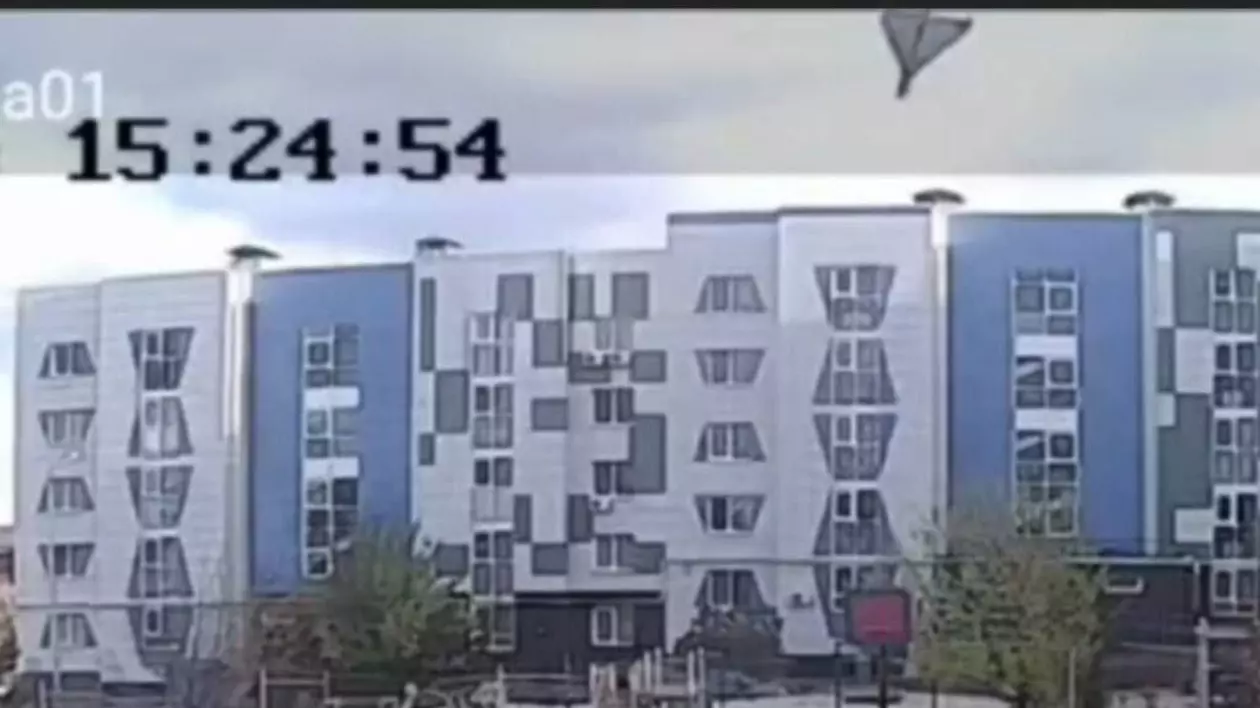 Momentul în care Rusia își bombardează, din greșeală, un bloc de locuințe cu o dronă kamikaze Shahed