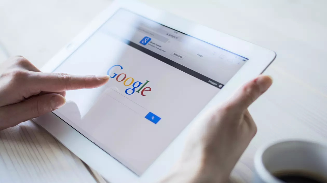 Ce au căutat românii pe Google în 2024: Fotbal, Călin Georgescu și ciocolată Dubai
