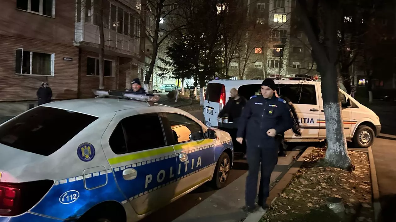Un bărbat din Arad a găsit o grenadă în apartamentul abia cumpărat și toți vecinii au fost evacuați