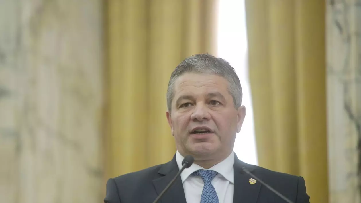 Florian Bodog, condamnat pentru abuz în serviciu. Pedeapsa primită de fostul ministru al Sănătății la Curtea Supremă