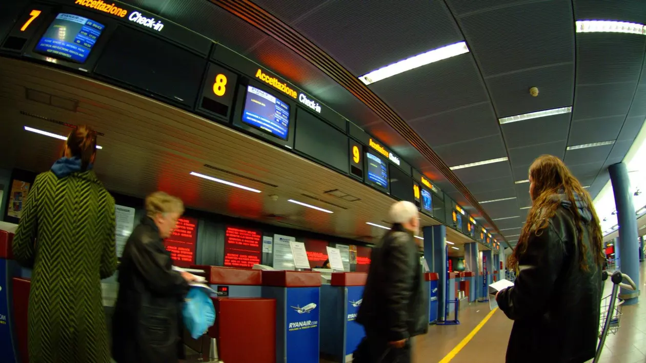 Imagine dintr-un aeroport