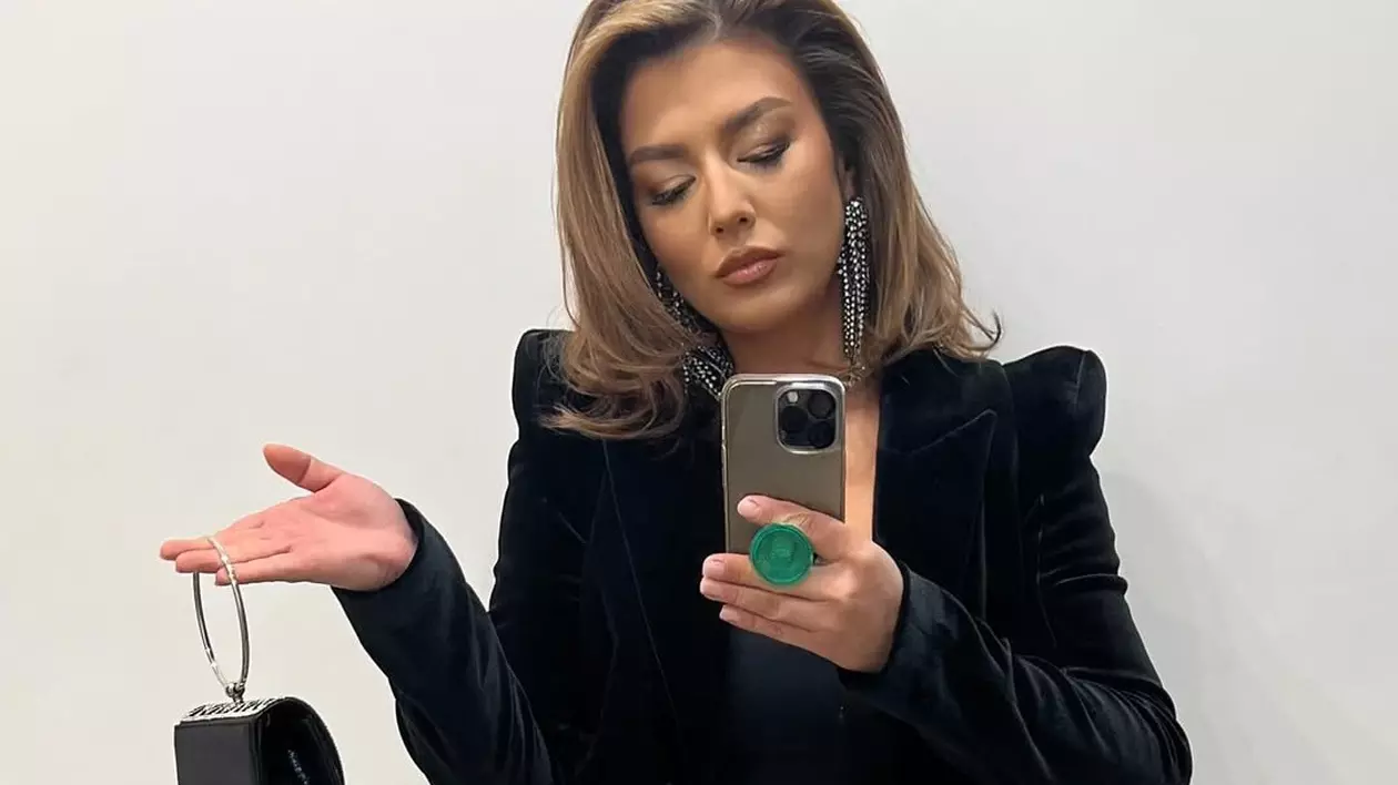 Mesajul postat de Maria Popovici pe net după ce a fost fotografiată alături de un bărbat misterios: „Urați-mi succes, m-am întors la treabă”