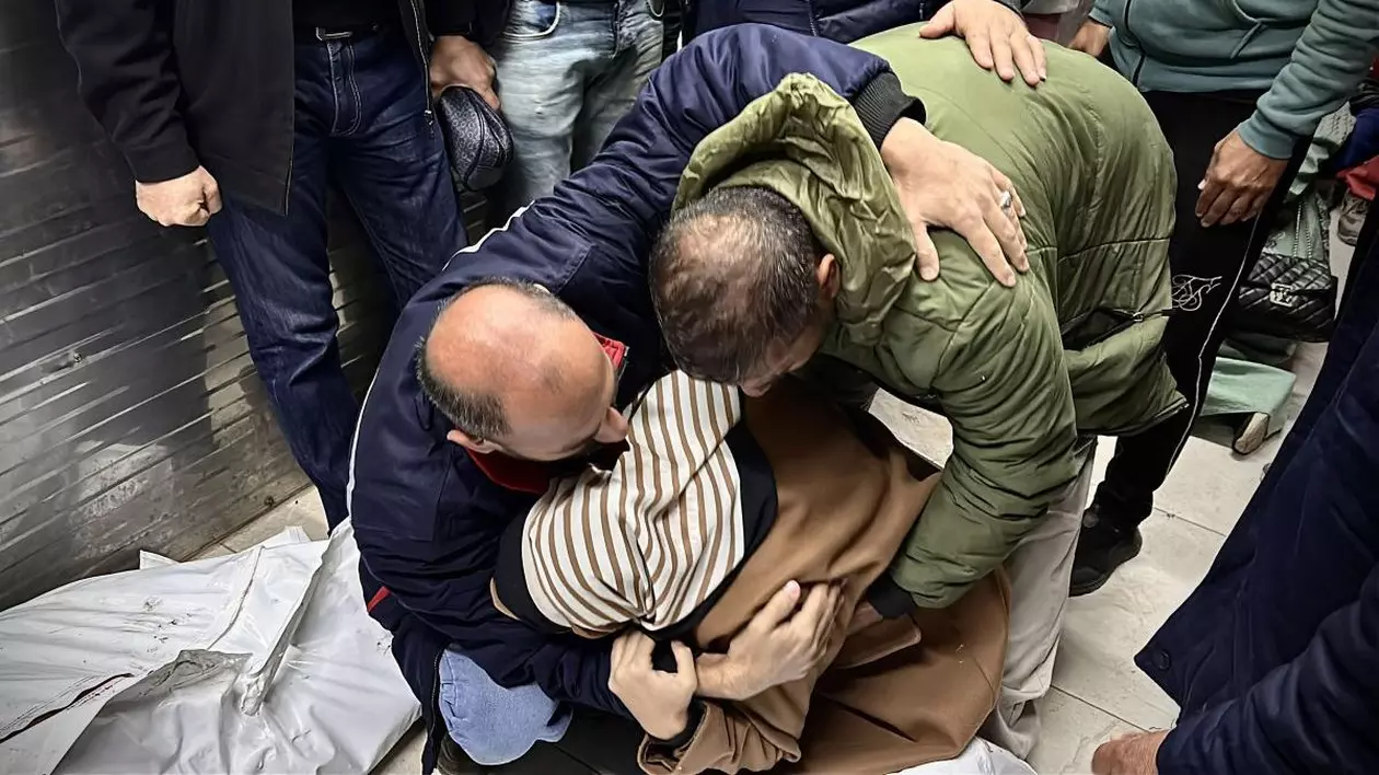Atacurile israeliene au făcut noi victime în Palestina