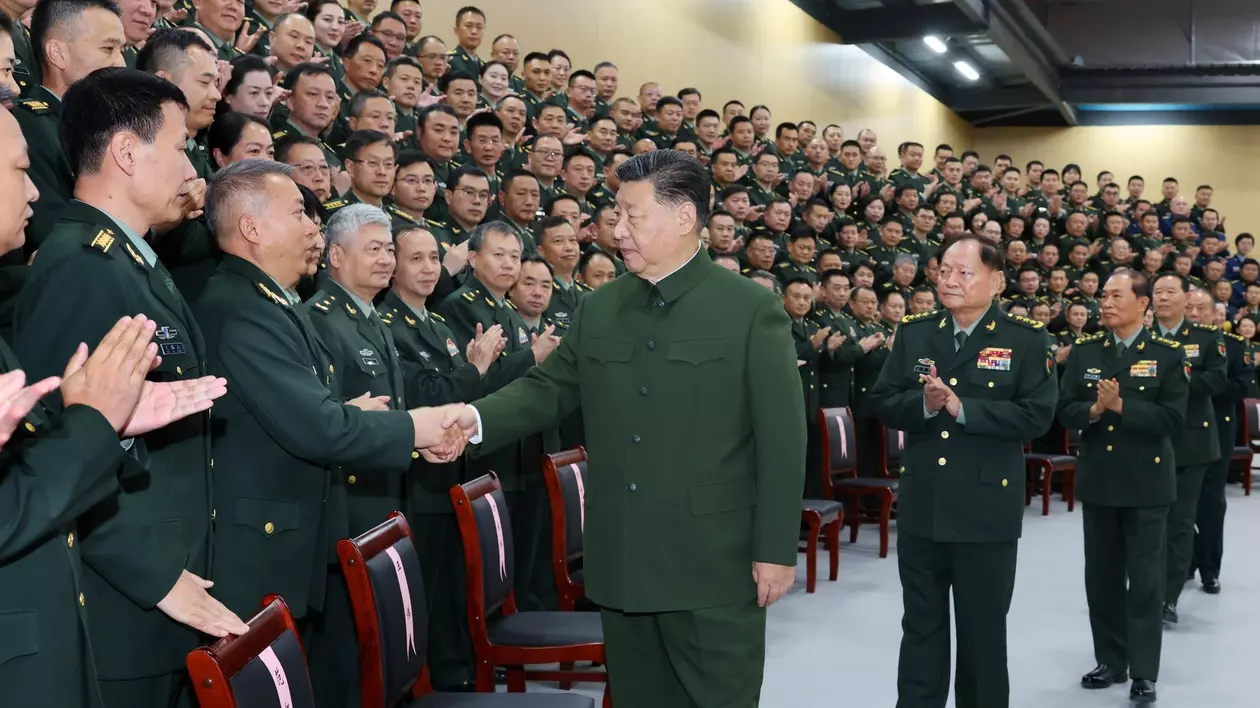 Președintele chinez Xi Jinping a fost surprins la o întâlnire cu militari. Foto profimedia-0943306934