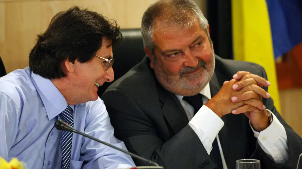 Nicolae Robu și Gheorghe Ciuhandu, Achitați în Dosarul Locuințelor De ...