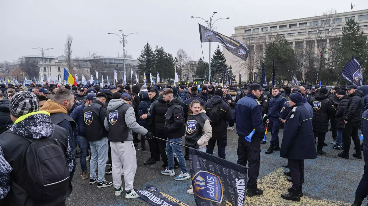Protest al angajaților din penitenciare împotriva Ordonanței "trenuleț"
