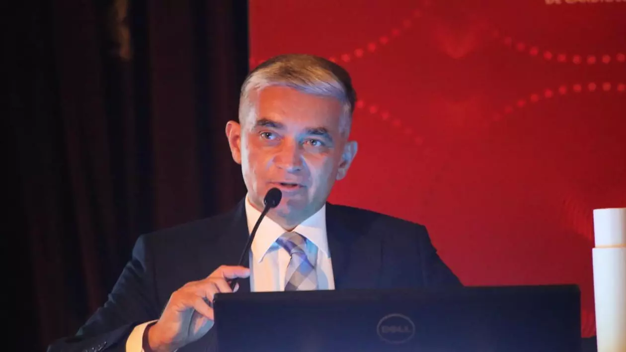 Primarul orașului Suceava, Vlad Oprea, vorbeste in timpul unei conferinte