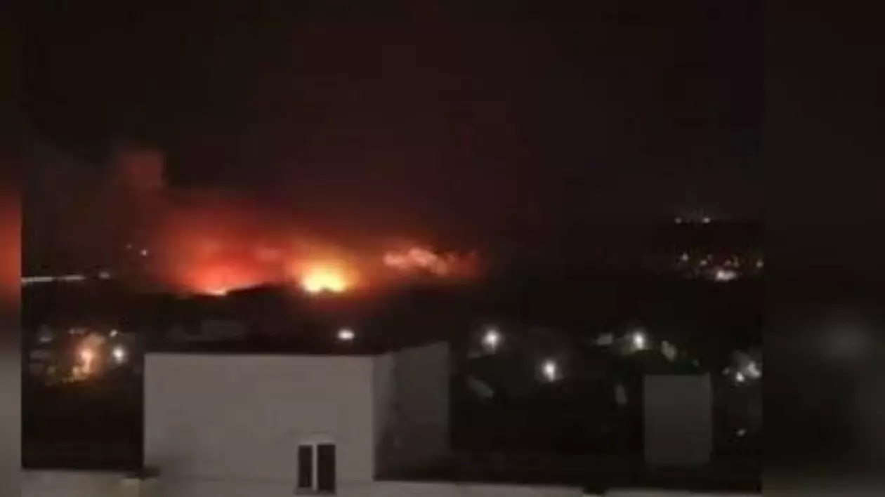 Explozii în depărtare, noaptea, după un atac masiv cu drone în regiunea Ryazan din Rusia, 24 ianuarie 2025