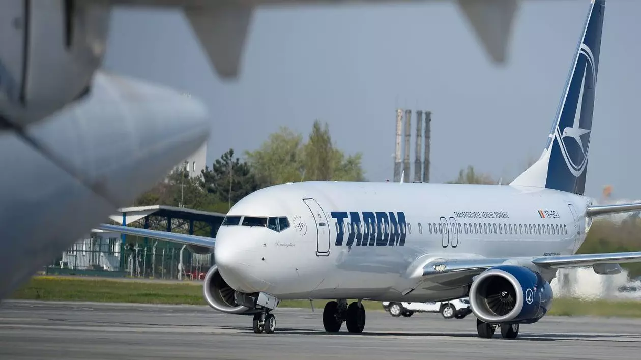 TAROM, Bilete De Avion De La 23 De Euro Pentru Călătorii Interne. Cât ...