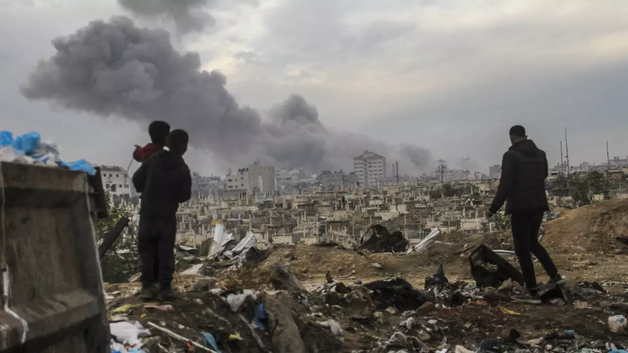 Bombardament efectuat de israelieni în Gaza. Imagine ilustrativă Foto: Profimedia