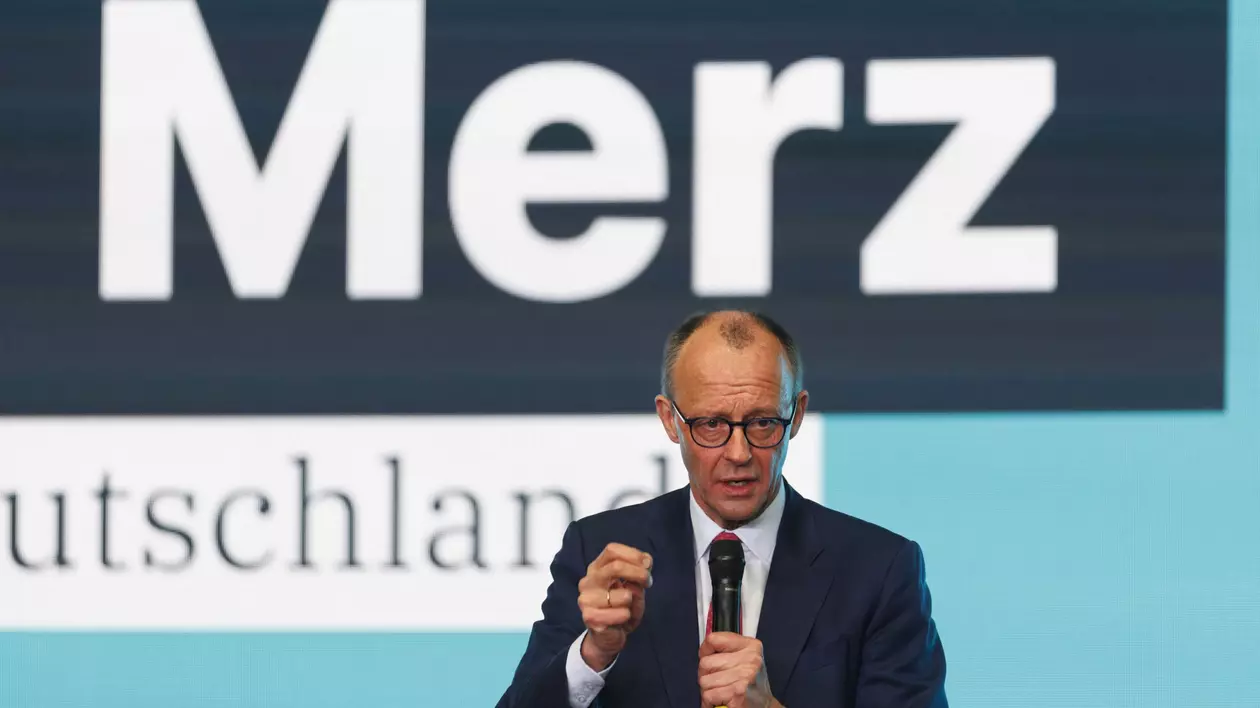 Frederic Merz tine un discurs