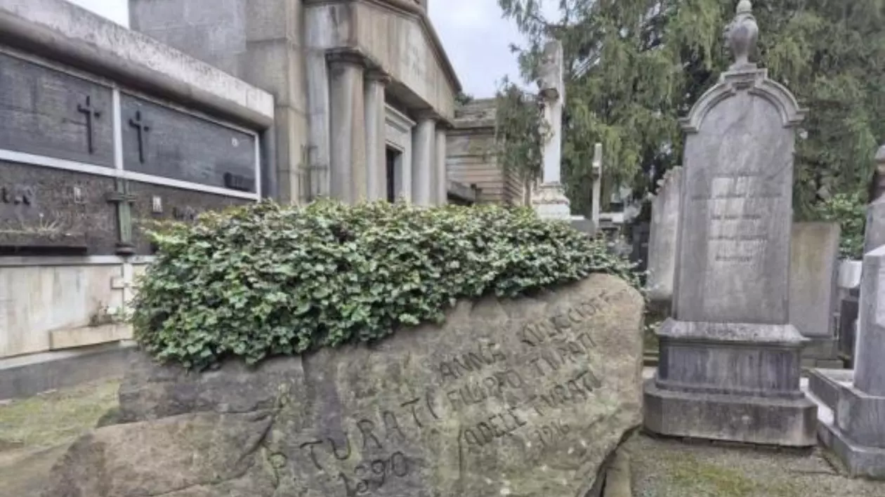 cimitirul central din Milano