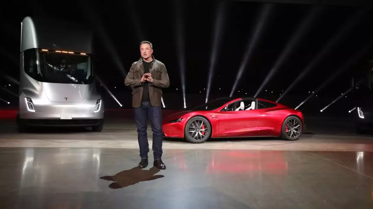Elon Musk, fondatorul Telsa, la o prezentare de mașini electrice