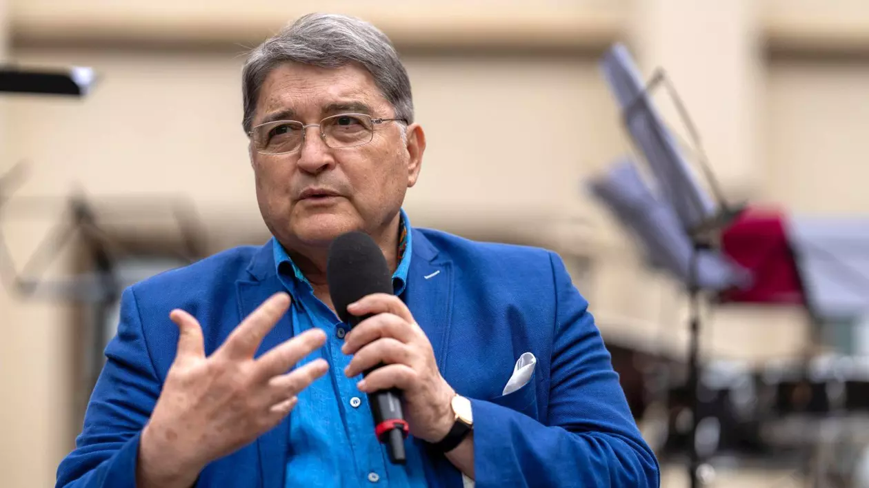Emil Hurezeanu
